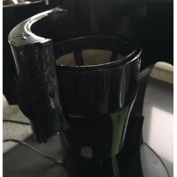 Toastess Twin Coffee Maker with Two Travel Mugs - Picture 5 of 5